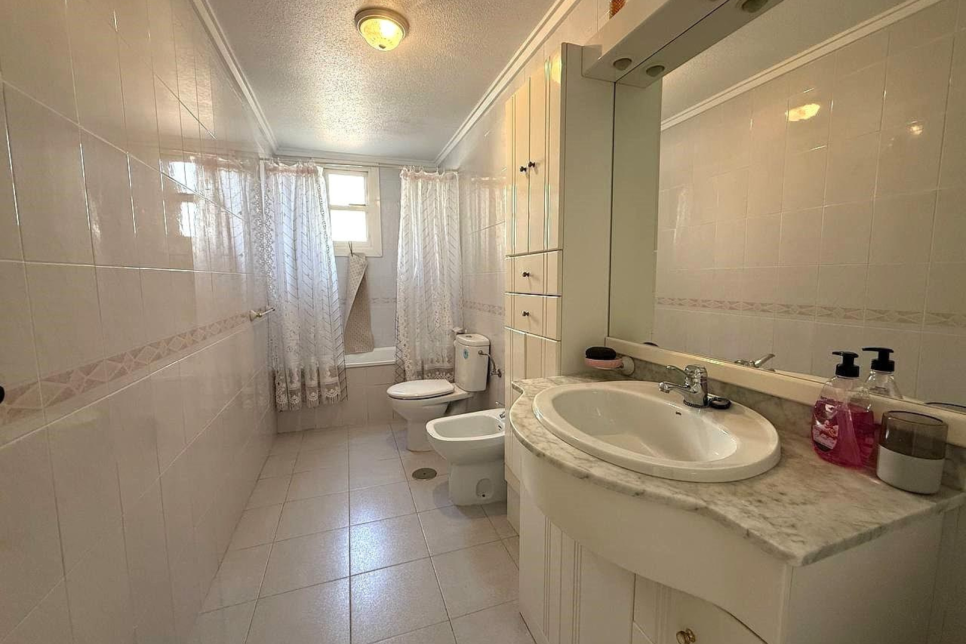 Herverkoop - Flat - Torrevieja - Acequion