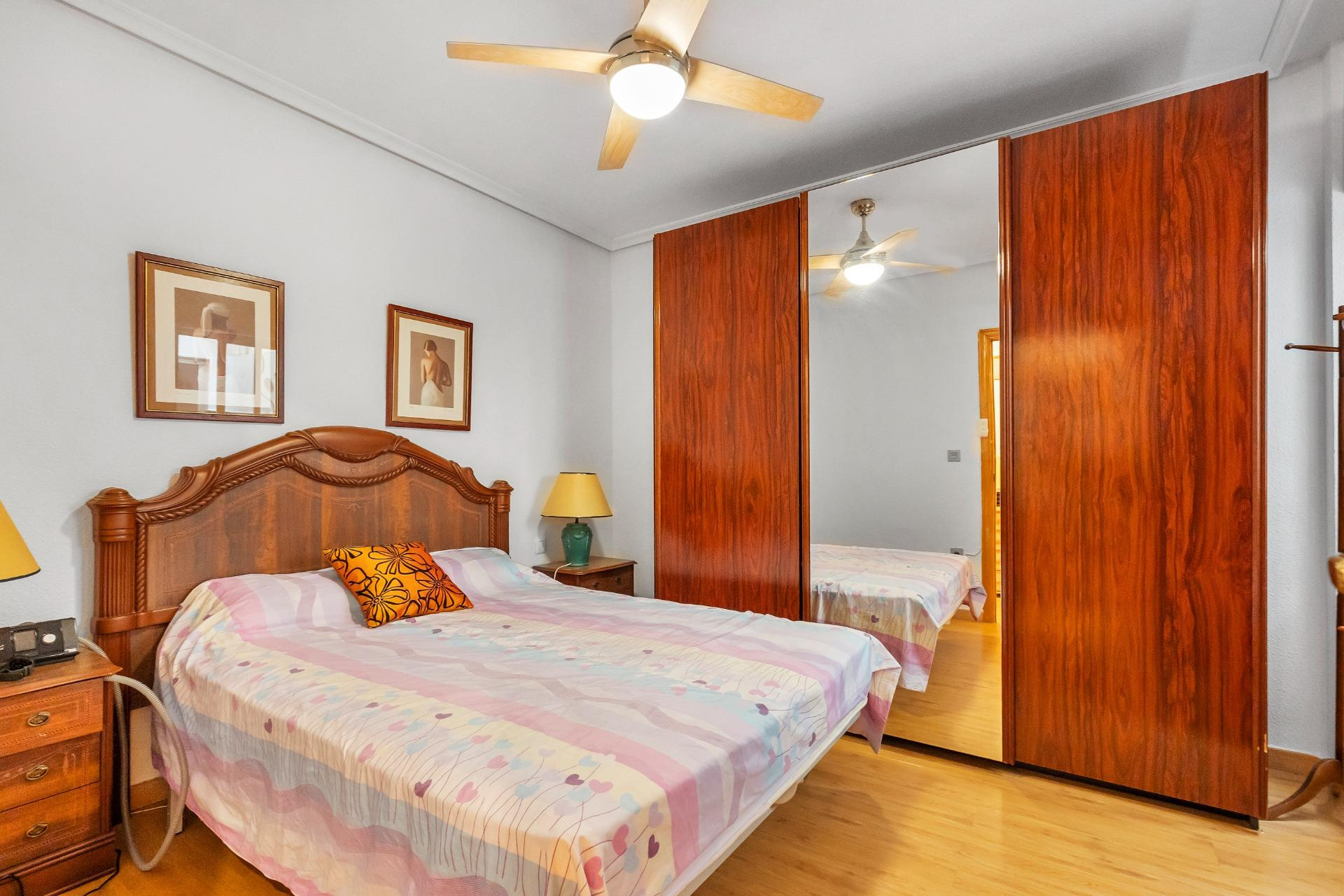 Herverkoop - Flat - Torrevieja - Paseo maritimo