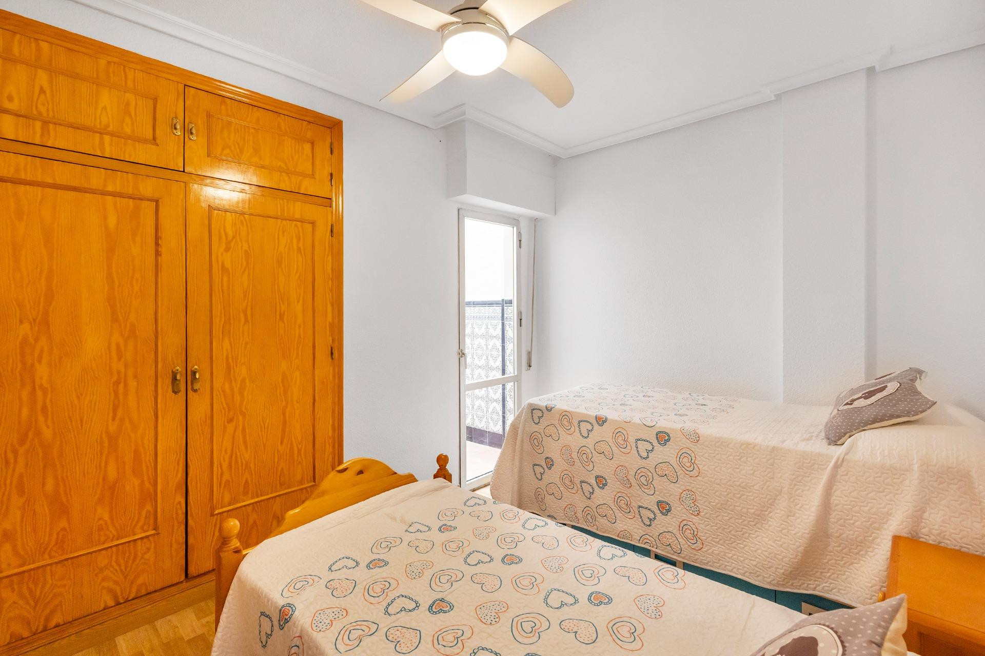 Herverkoop - Flat - Torrevieja - Paseo maritimo