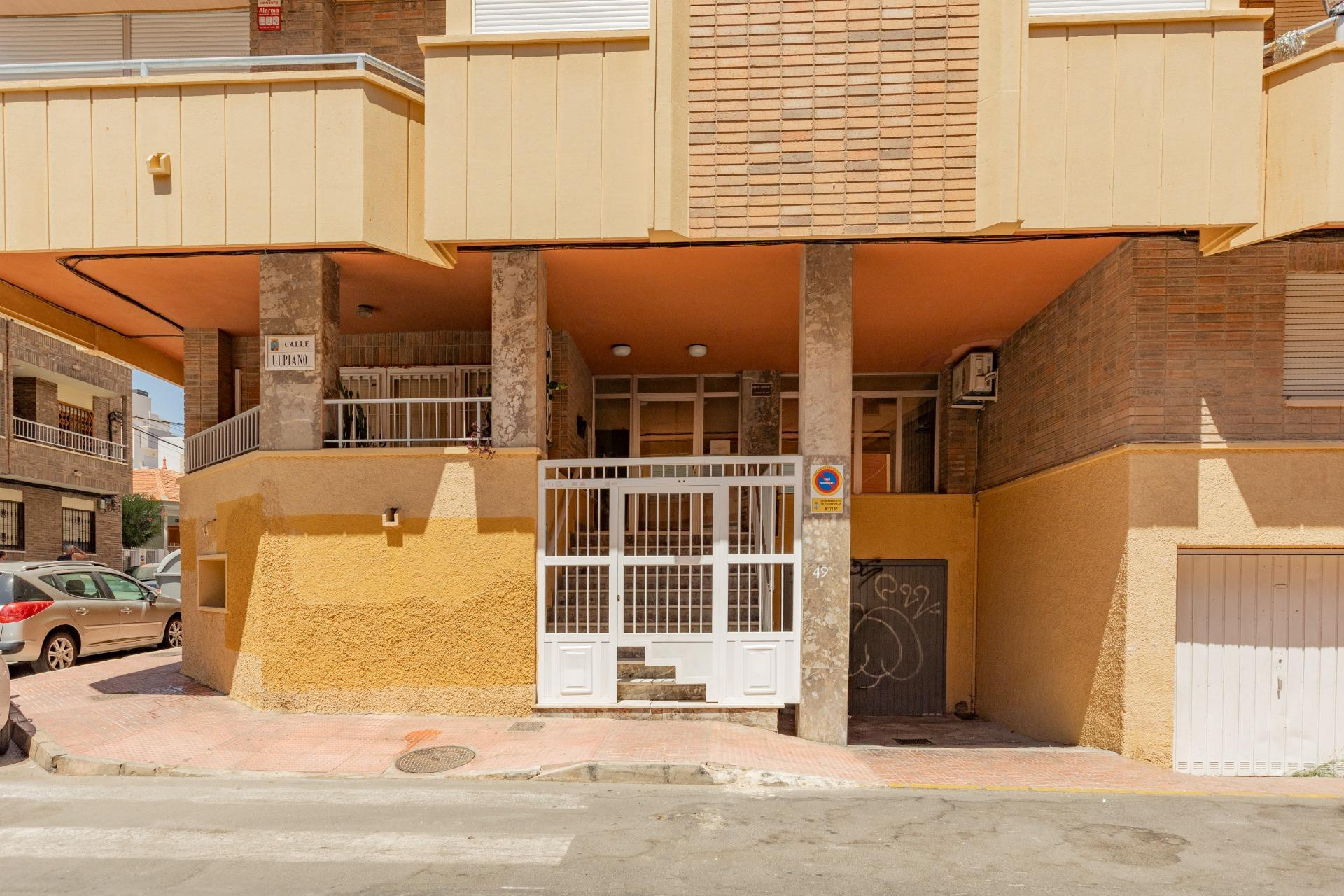 Herverkoop - Flat - Torrevieja - Playa del cura