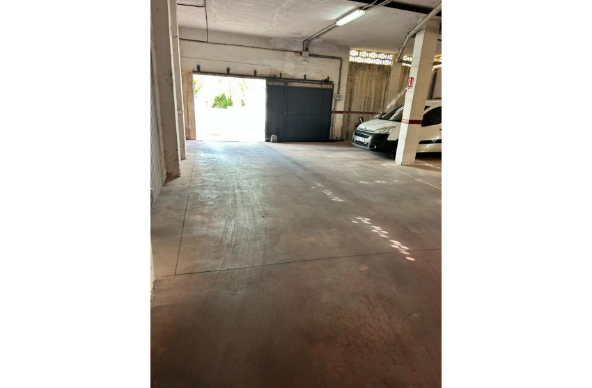 Herverkoop - Garage - La Mata - Cabo Cervera