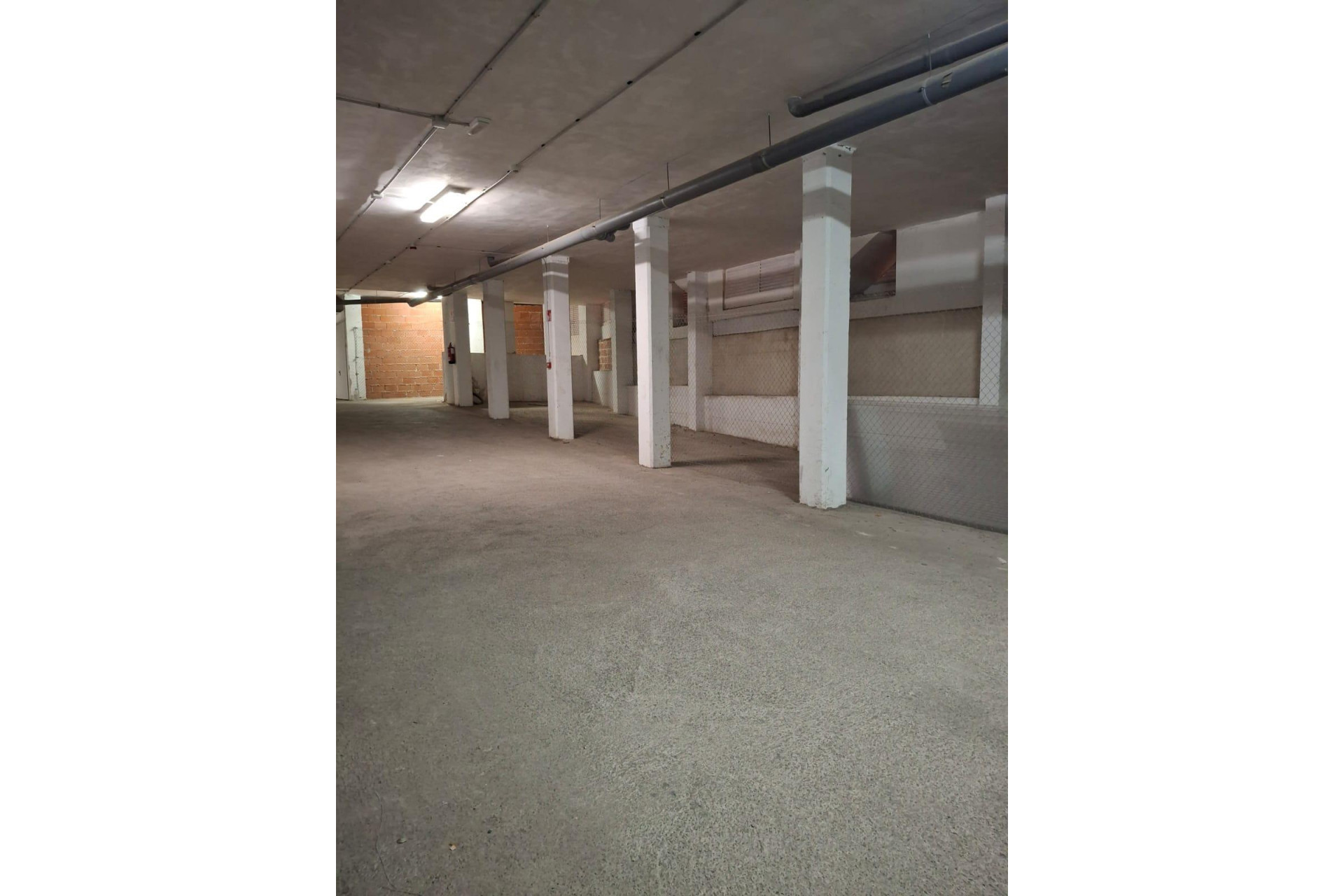Herverkoop - Garage - Orihuela Costa - Los Almendros-La Florida