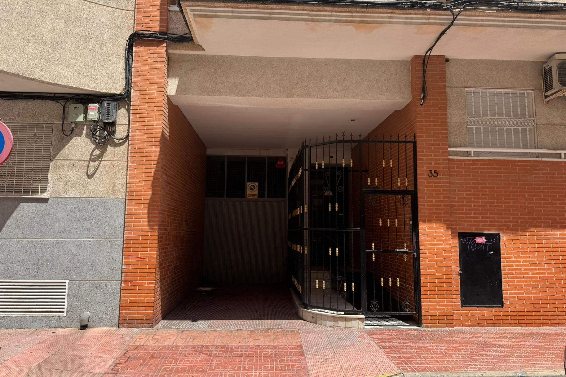 Herverkoop - Garage - Torrevieja - Estacion de autobuses