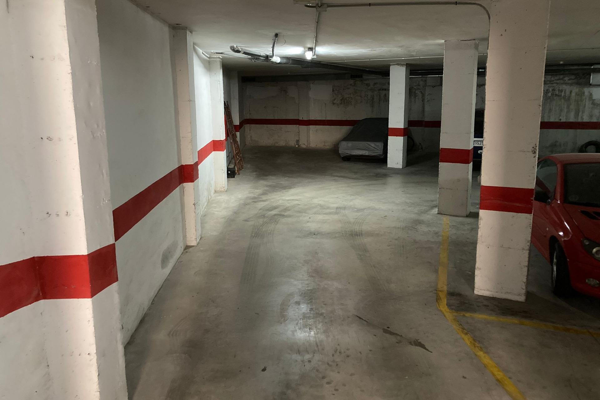 Herverkoop - Garage - Torrevieja - Nueva Torrevieja