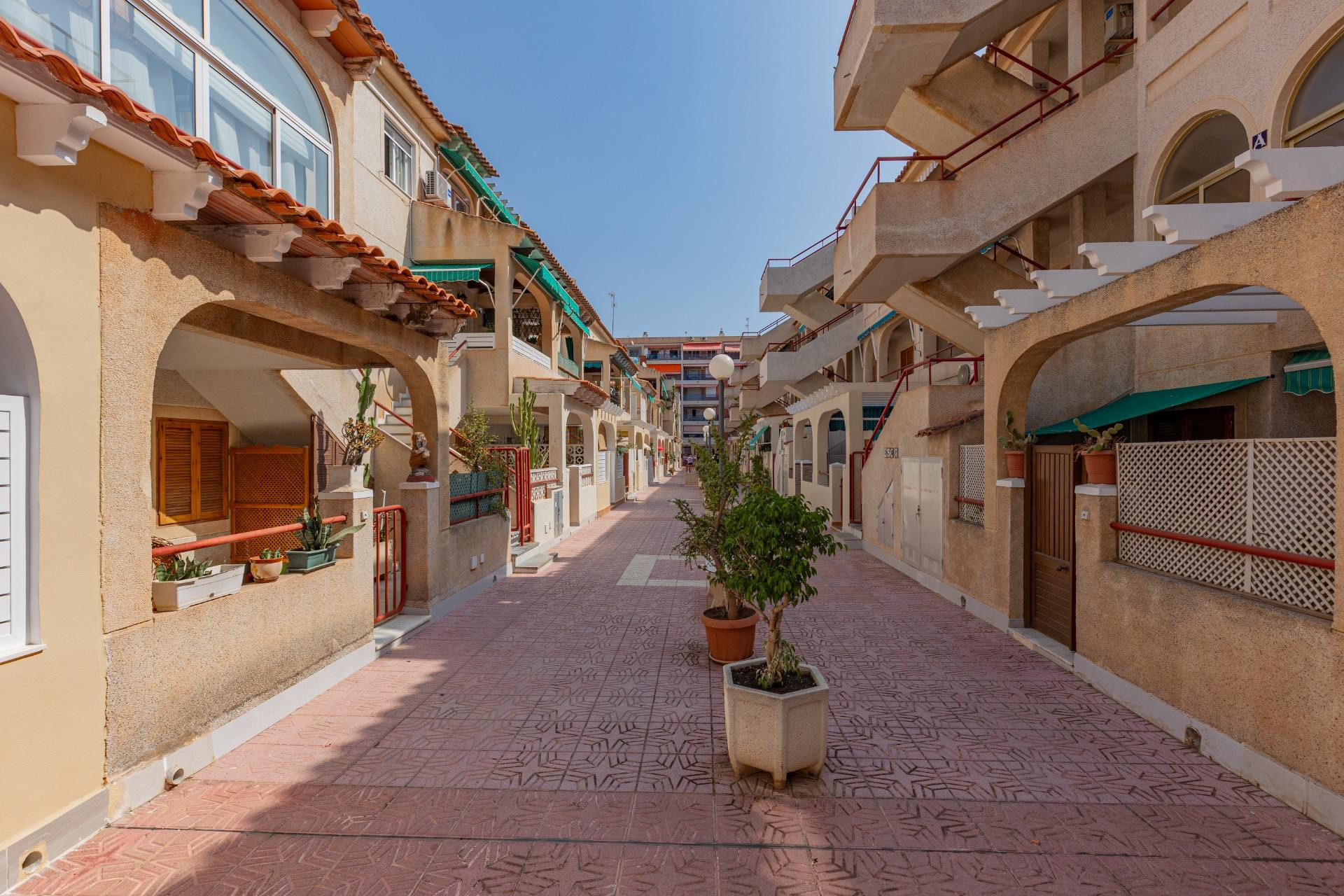 Herverkoop - Ground Floor - Torrevieja - Acequion