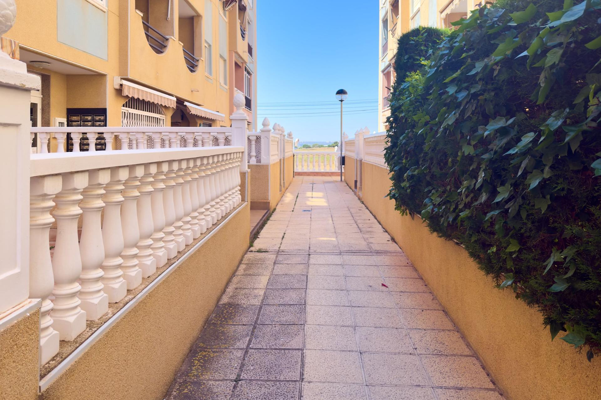 Herverkoop - Ground Floor - Torrevieja - La Mata pueblo