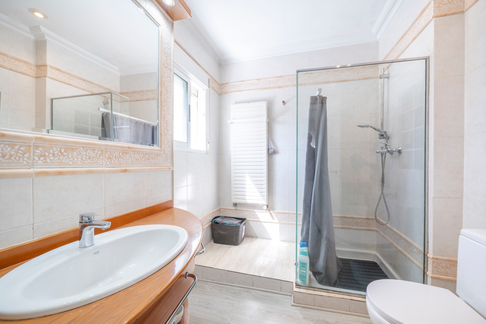 Herverkoop - Herenhuis - Guardamar del Segura - El Moncayo