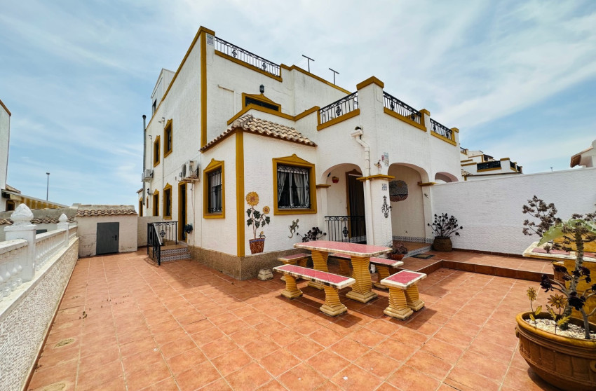 Herverkoop - Herenhuis - Orihuela - Entre Naranjos Vistabella