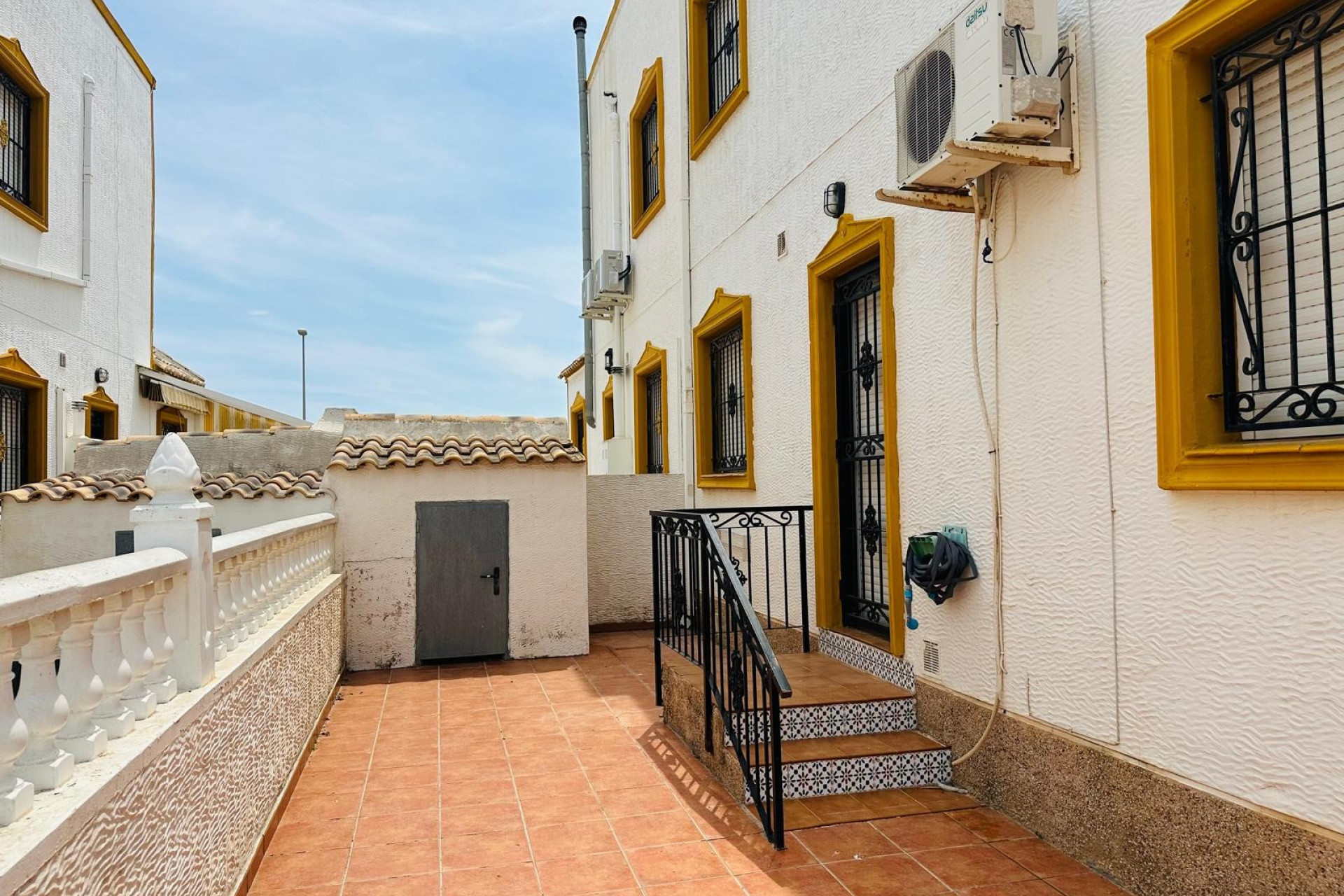 Herverkoop - Herenhuis - Orihuela - Entre Naranjos Vistabella