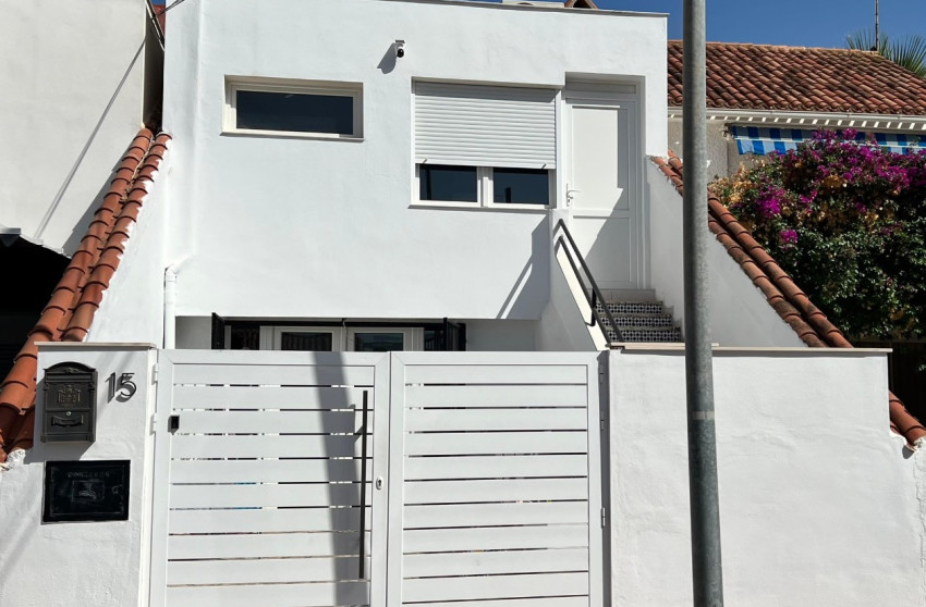 Herverkoop - Herenhuis - Torrevieja - Los balcones