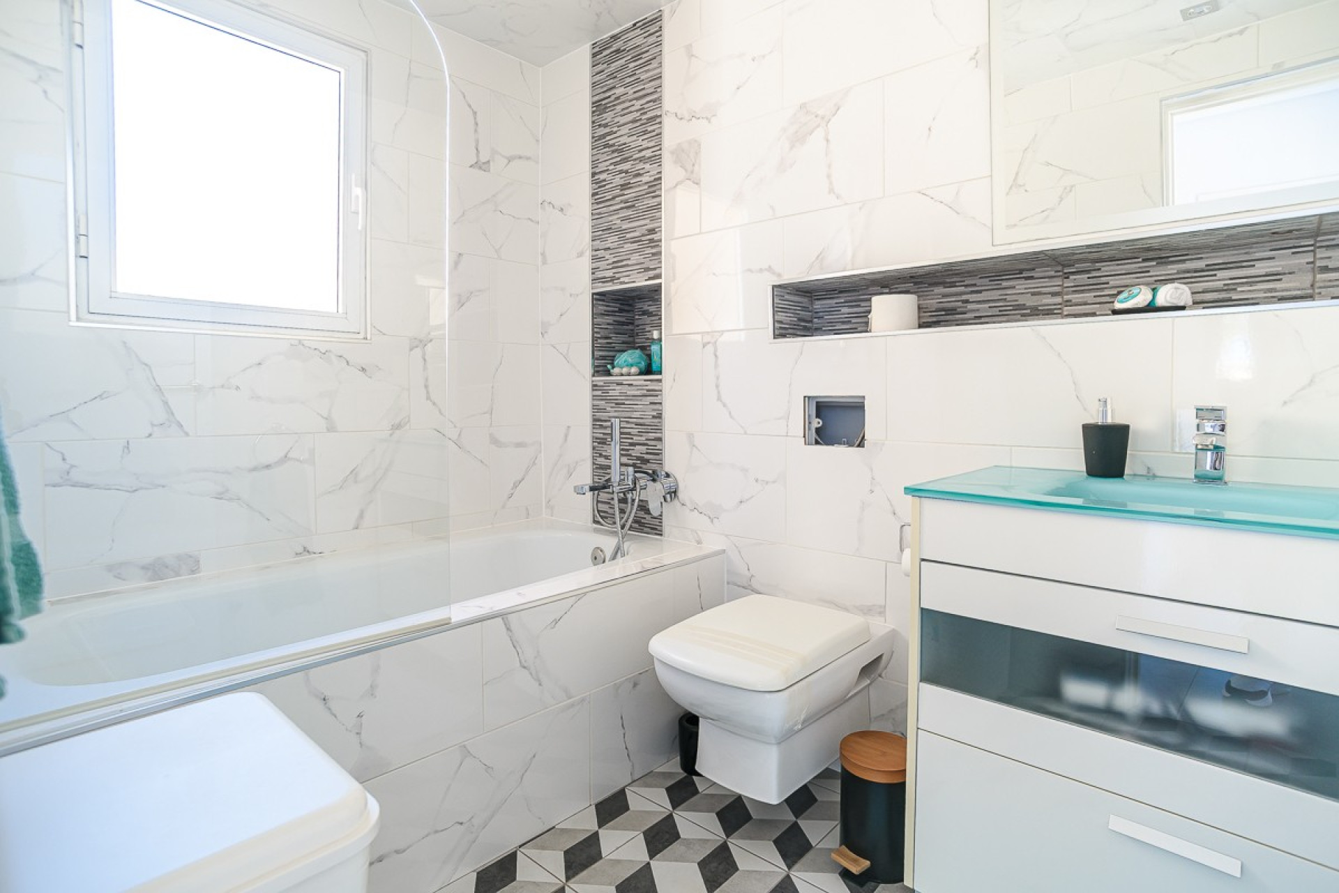 Herverkoop - House - Algorfa