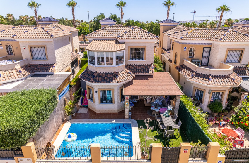 Herverkoop - House - Guardamar del Segura - EL RASO