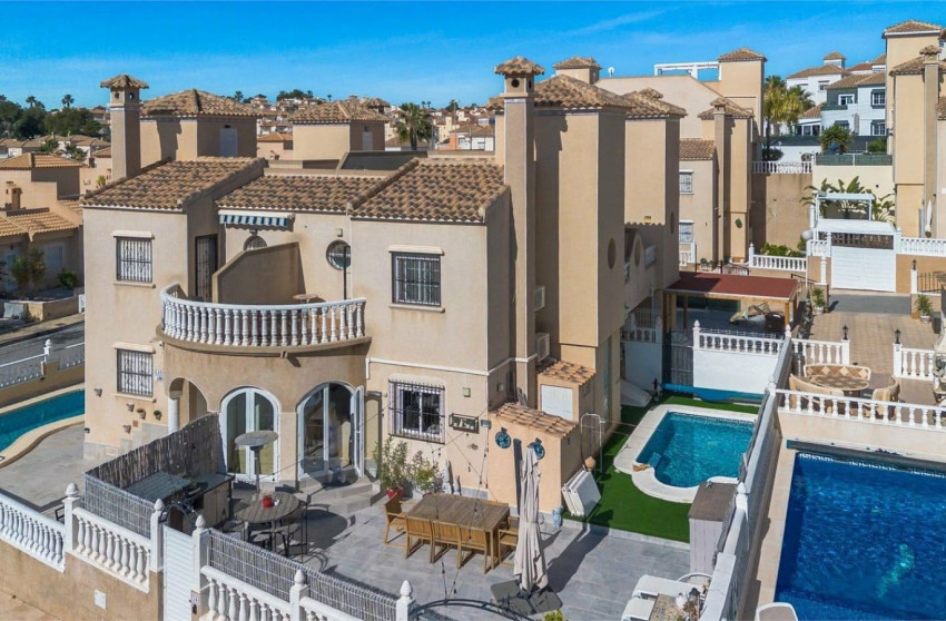 Herverkoop - House - Orihuela Costa - Villamartin