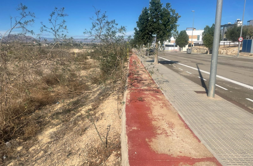 Herverkoop - Land - Benijófar