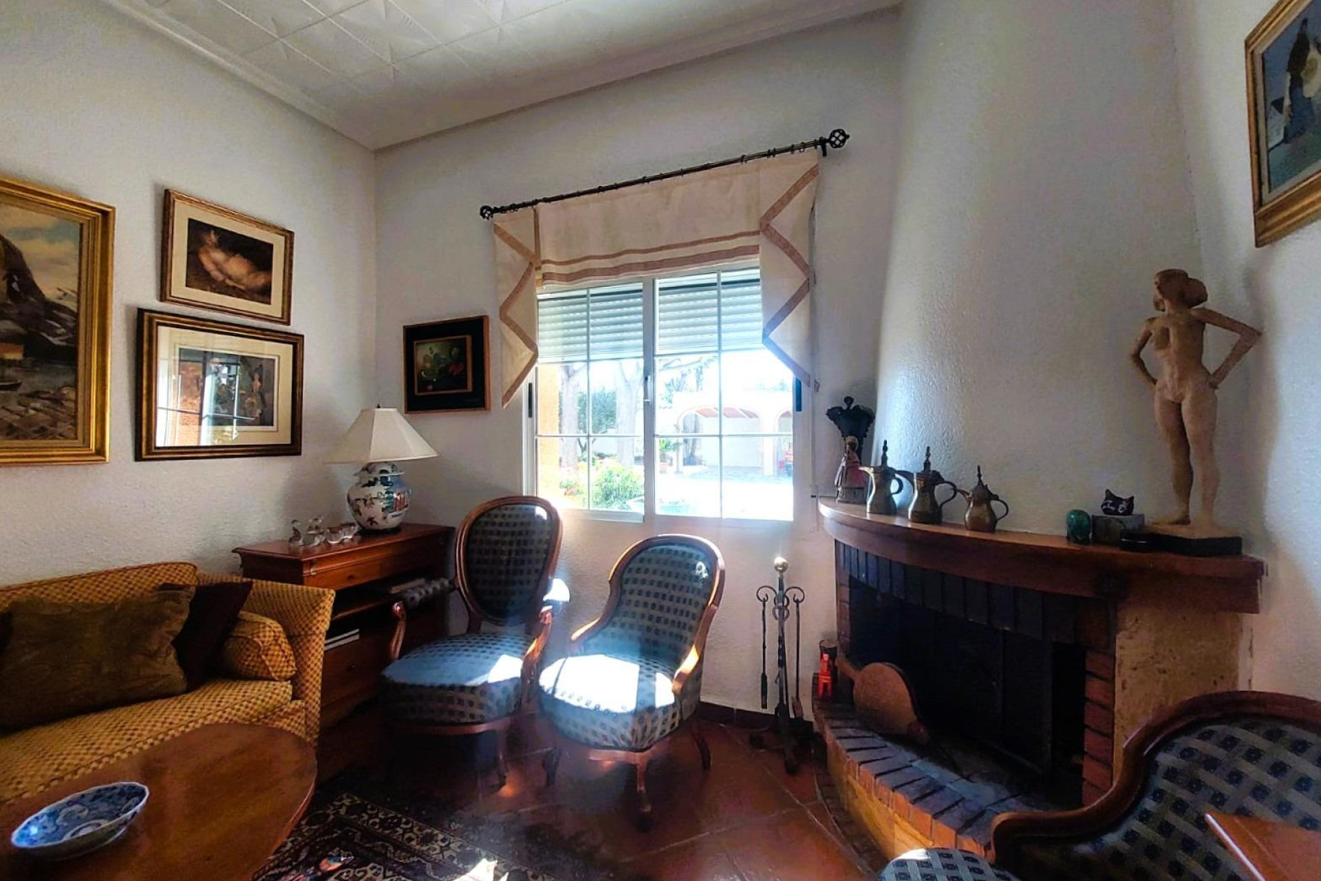 Herverkoop - Masia - La marina - La Marina