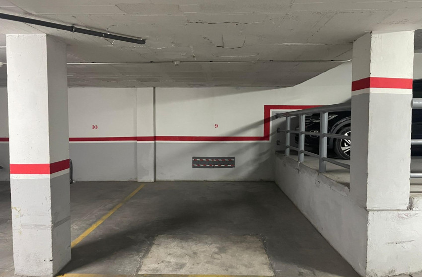 Herverkoop - Parking - Torrevieja - Playa del cura