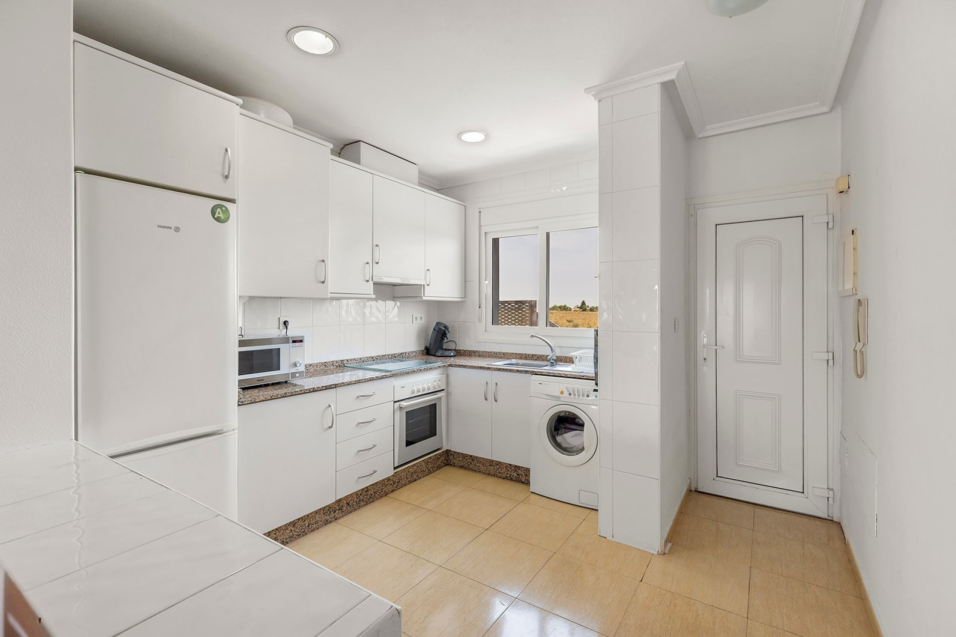 Herverkoop - Penthouse - Gea y Truyols - Lo Santiago
