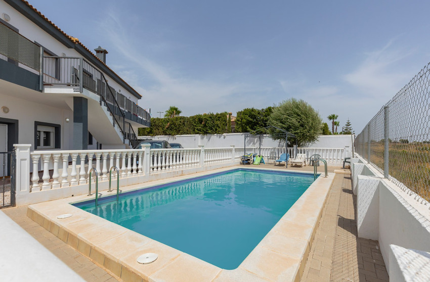 Herverkoop - Penthouse - Gea y Truyols - Lo Santiago