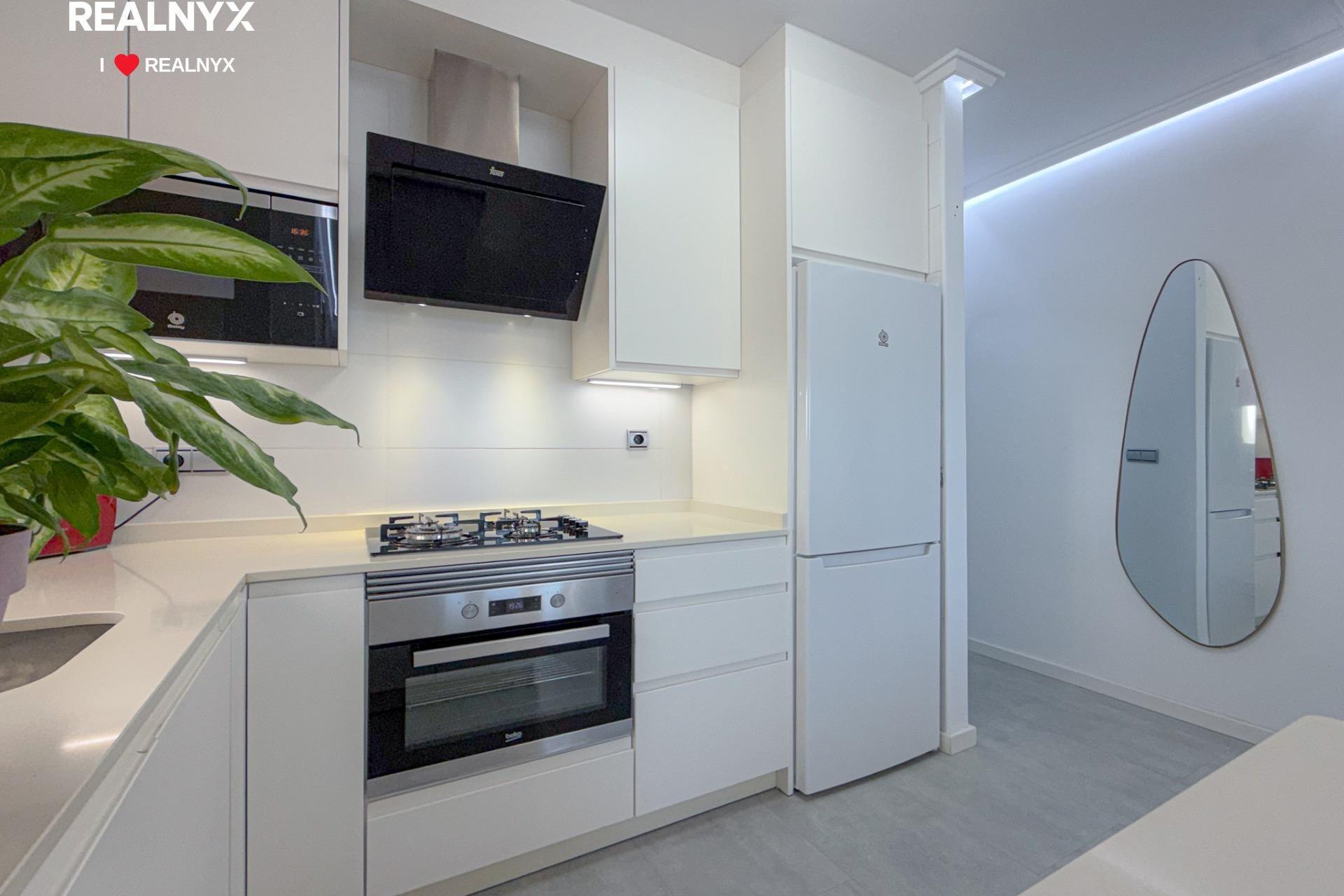 Herverkoop - Penthouse - Torrevieja - Estacion de autobuses