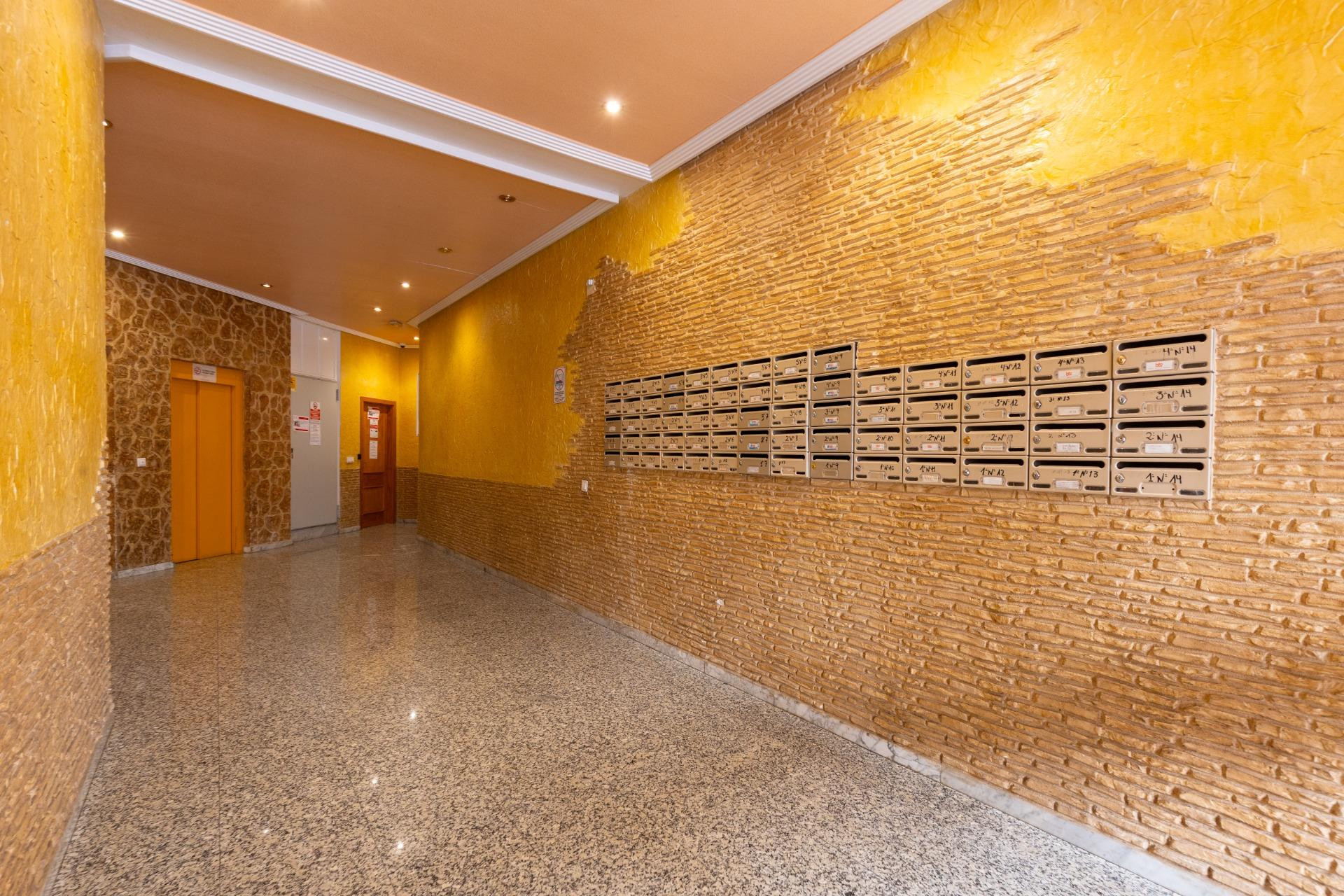 Herverkoop - Penthouse - Torrevieja - Estacion de autobuses