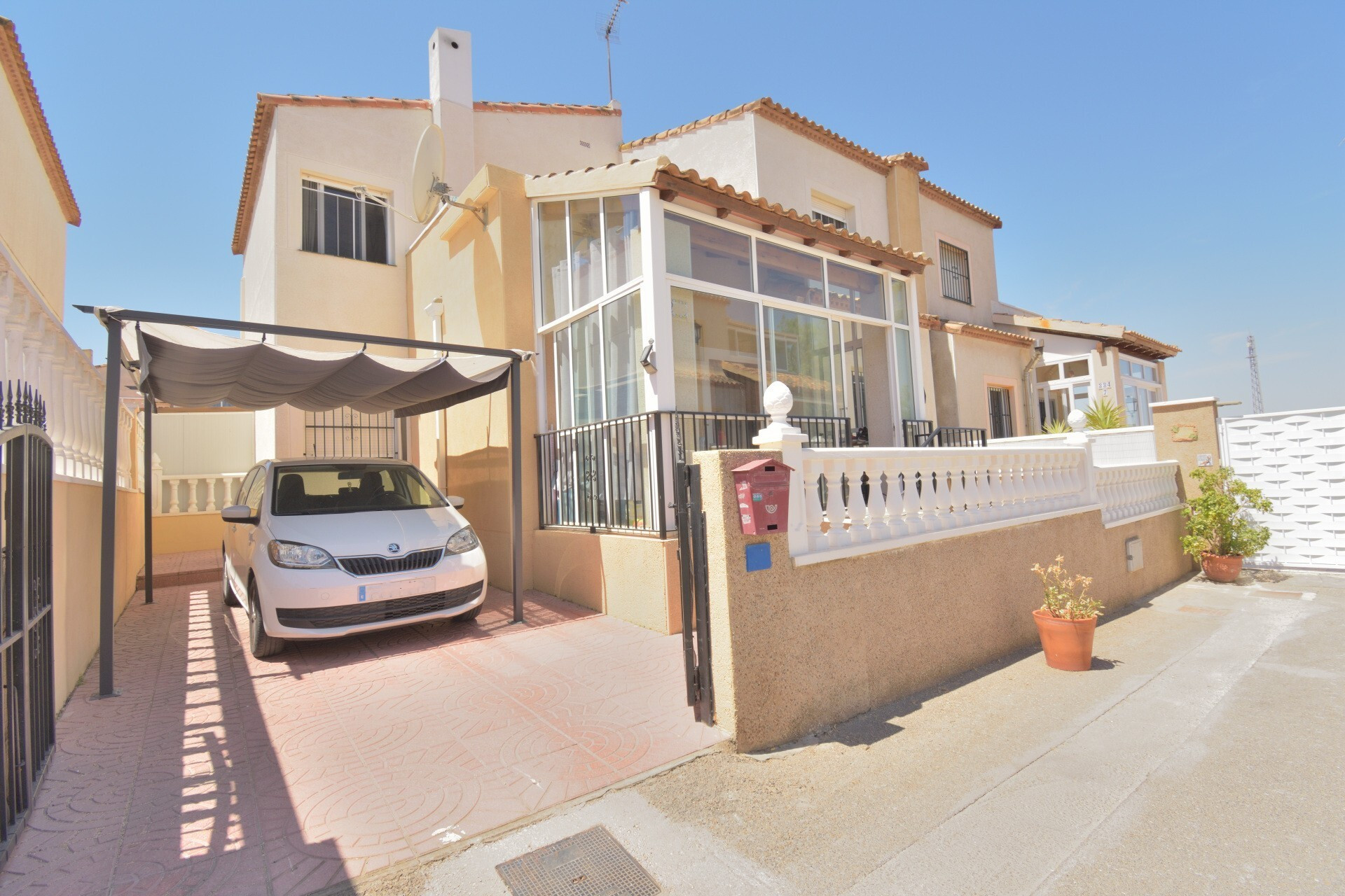 Herverkoop - Quad Villa - Algorfa - Montebello