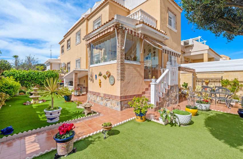 Herverkoop - Quad Villa - Ciudad Quesada - Doña Pepa