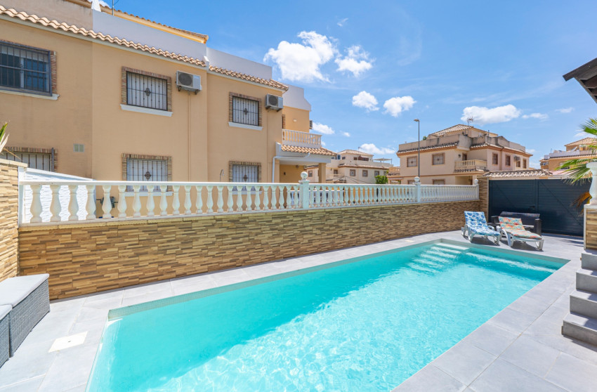 Herverkoop - Quad Villa - Ciudad Quesada - Lo Marabu