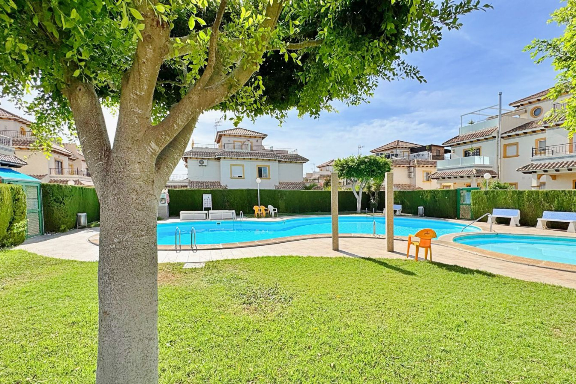 Herverkoop - Quad Villa - Orihuela Costa - Punta Prima