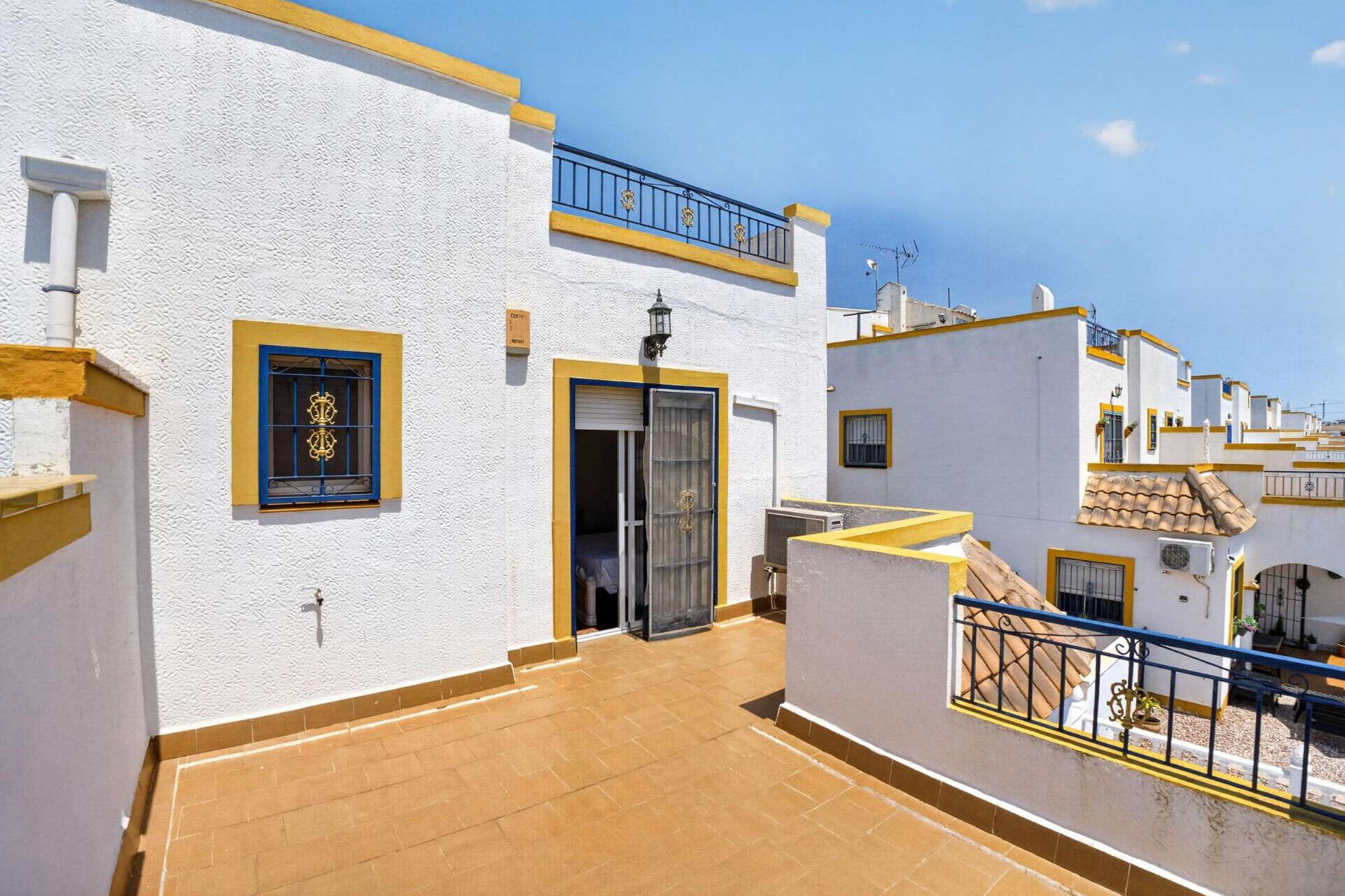 Herverkoop - Quad Villa - Torrevieja - Jardin Del Mar
