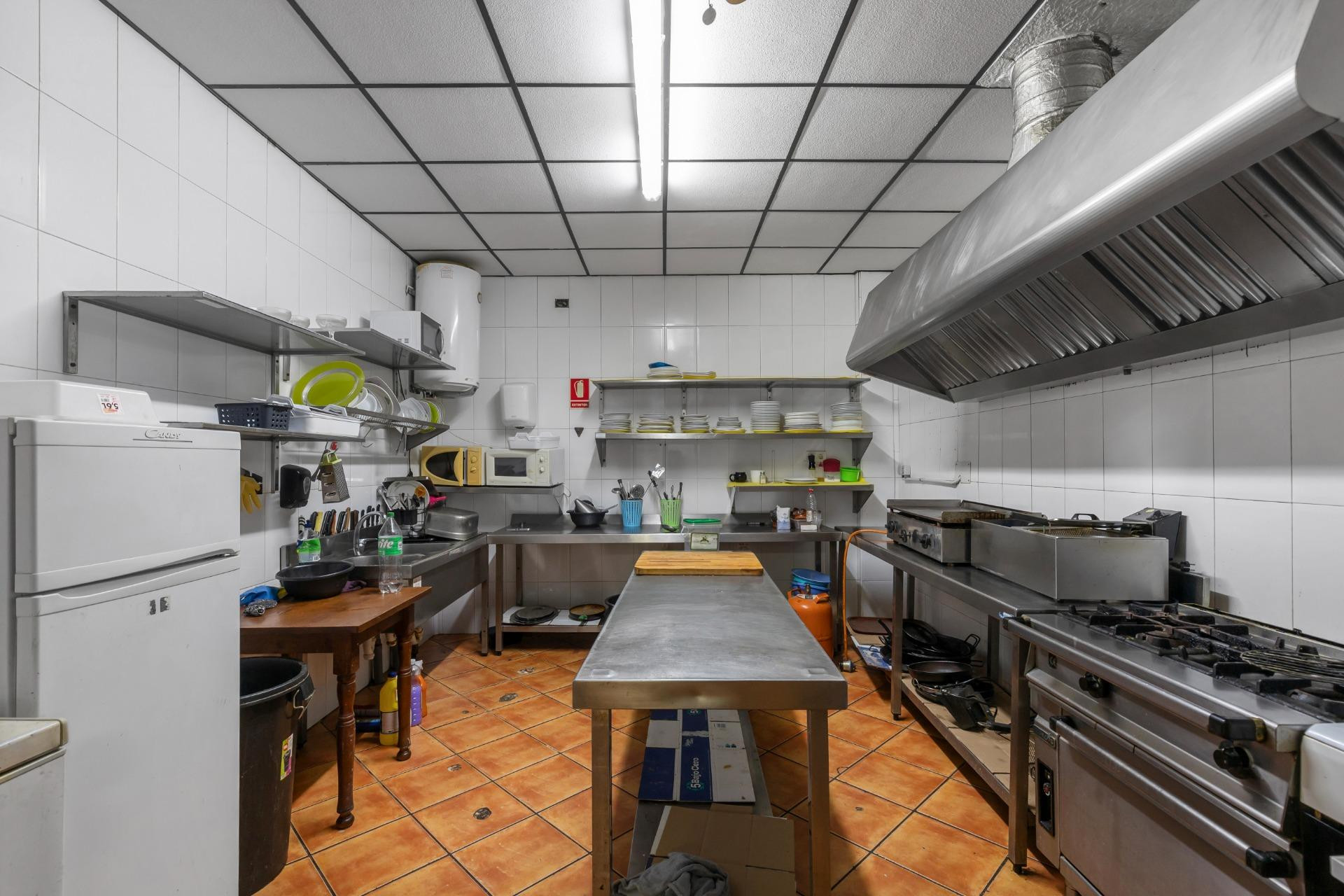 Herverkoop - Reclame - Torrevieja - Estacion de autobuses