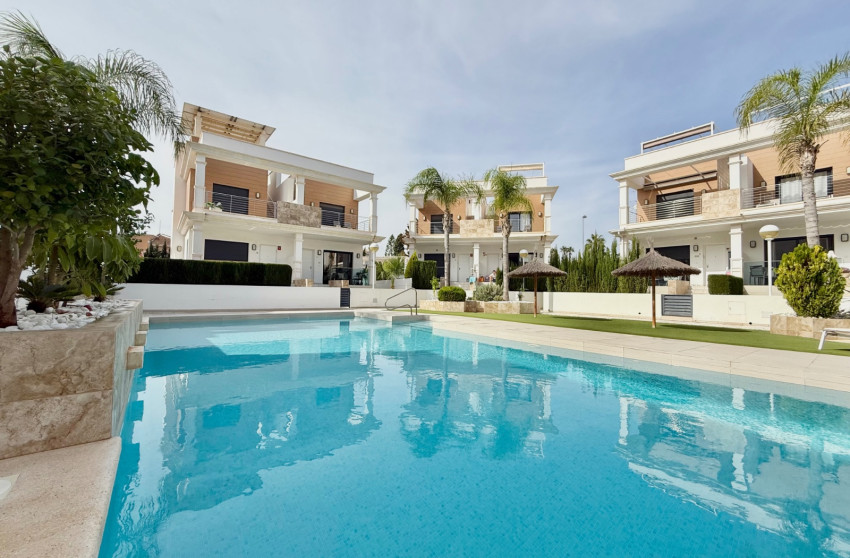 Herverkoop - Semi detached Villa - Ciudad Quesada - La Laguna