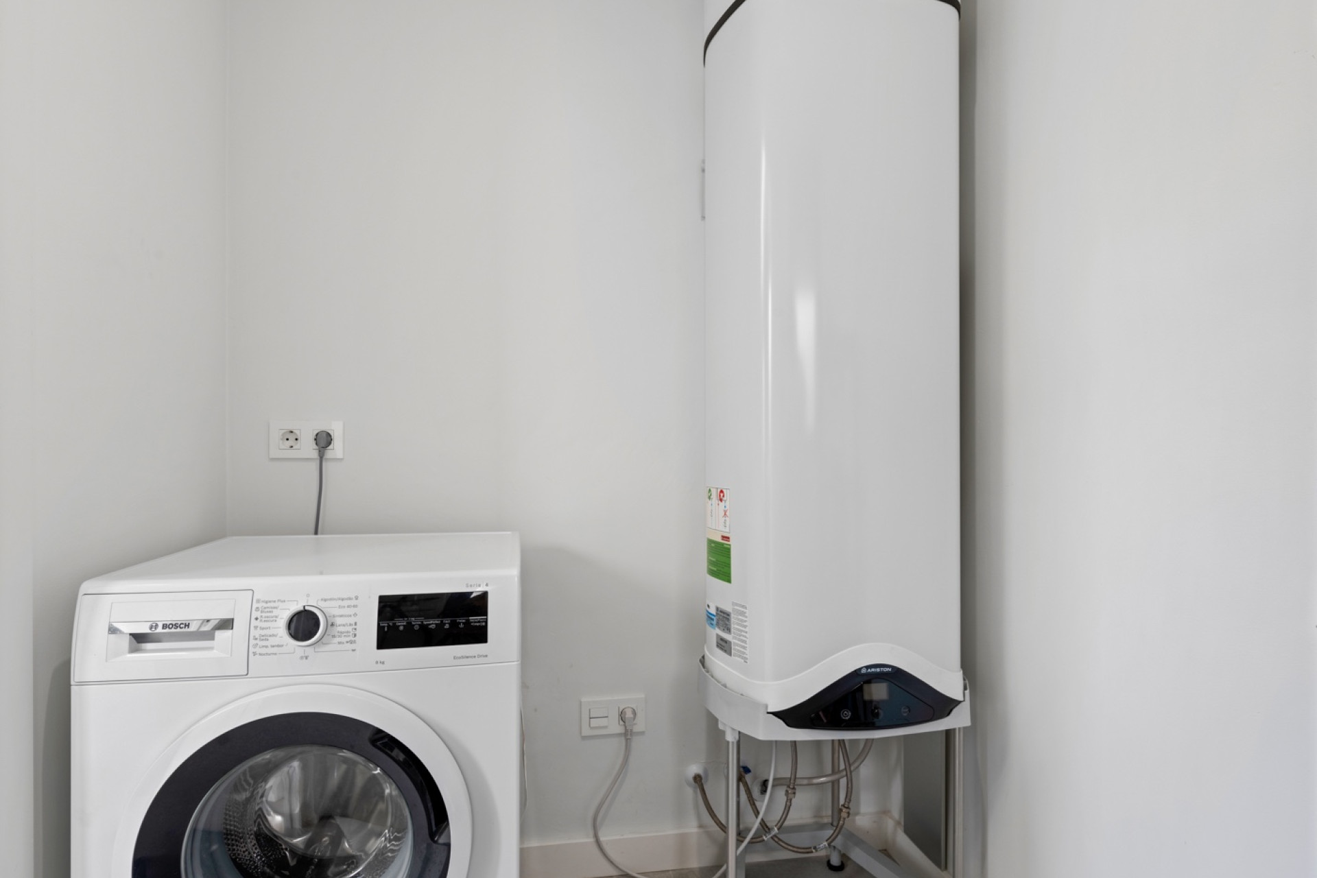 Herverkoop - Semi detached Villa - La Marina - La Marina - Urbanization