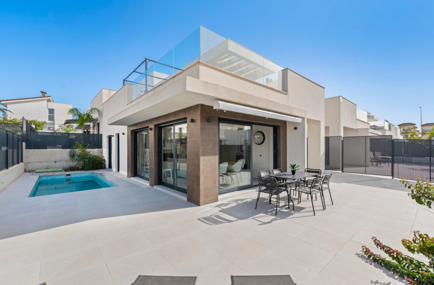 Herverkoop - Semi detached Villa - La Marina - La Marina - Urbanization