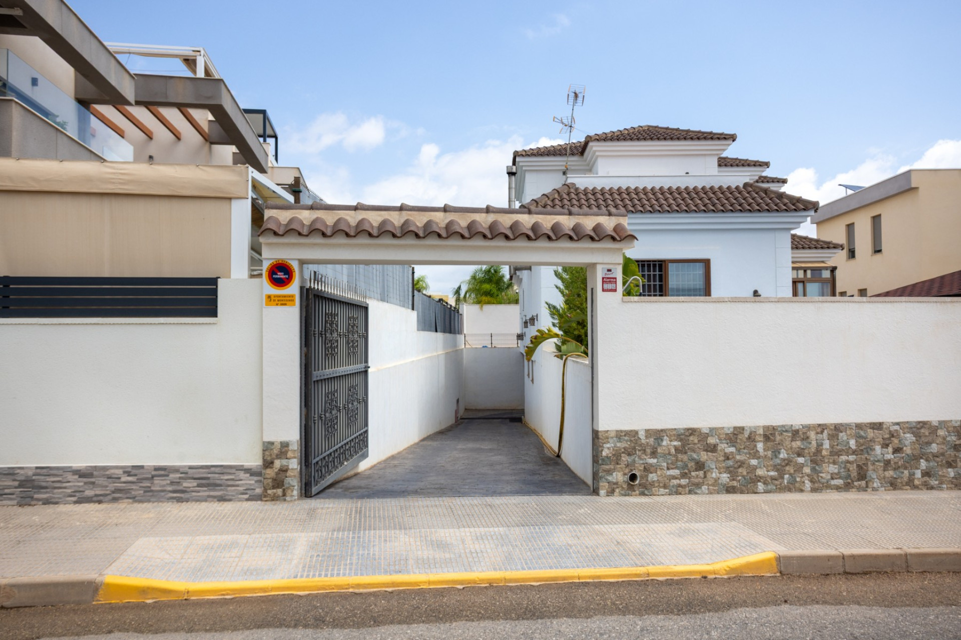 Herverkoop - Semi detached Villa - Los Montesinos - La Herrada