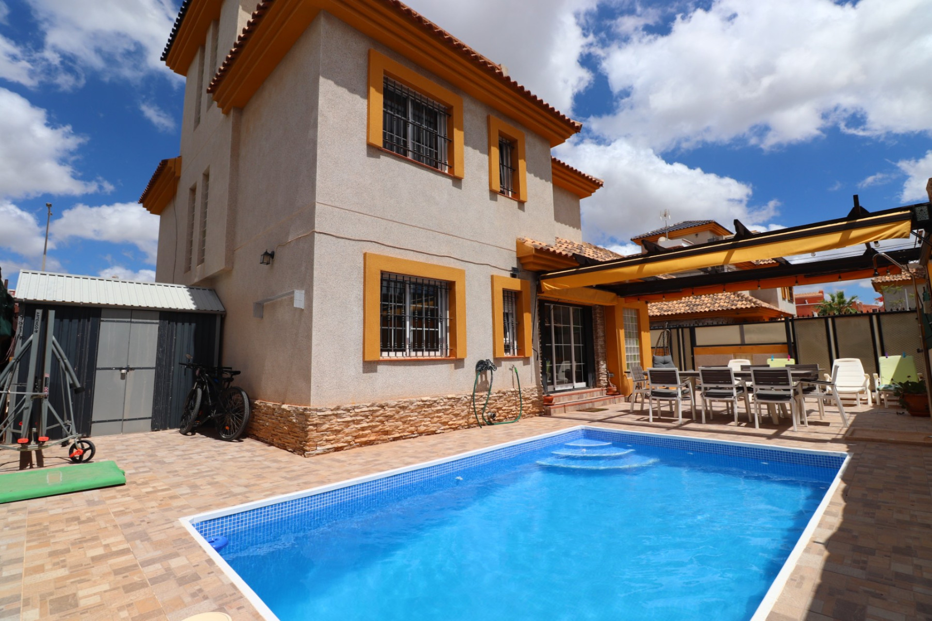 Herverkoop - Semi detached Villa - Los Montesinos - La Herrada