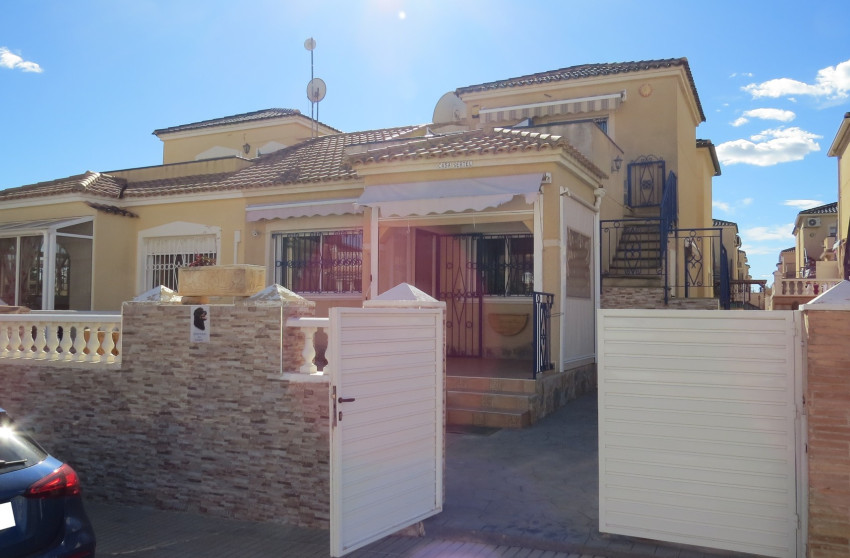 Herverkoop - Semi detached Villa - Orihuela Costa - Los Altos