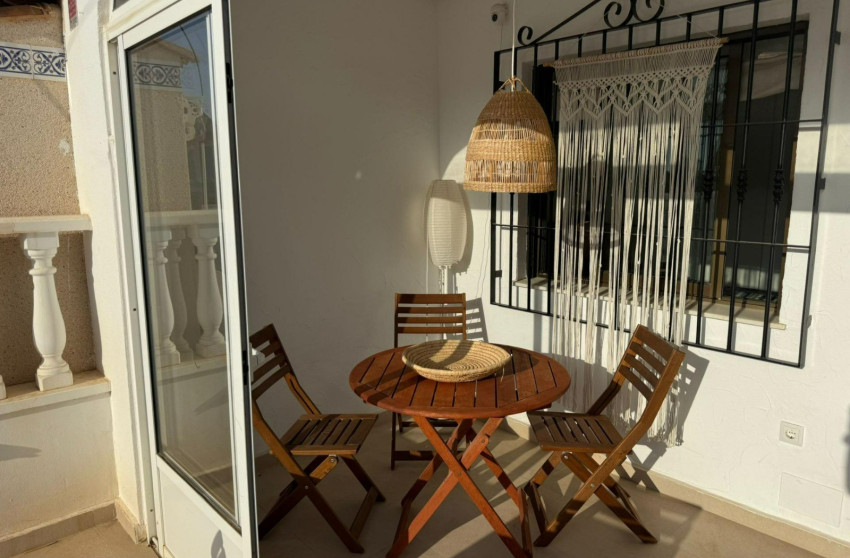 Herverkoop - Semi detached Villa - Torrevieja - Los Frutales