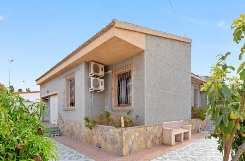 Herverkoop - Single family house - Torrevieja - Nueva Torrevieja