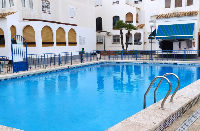 Herverkoop - Studio - Torrevieja - Acequion