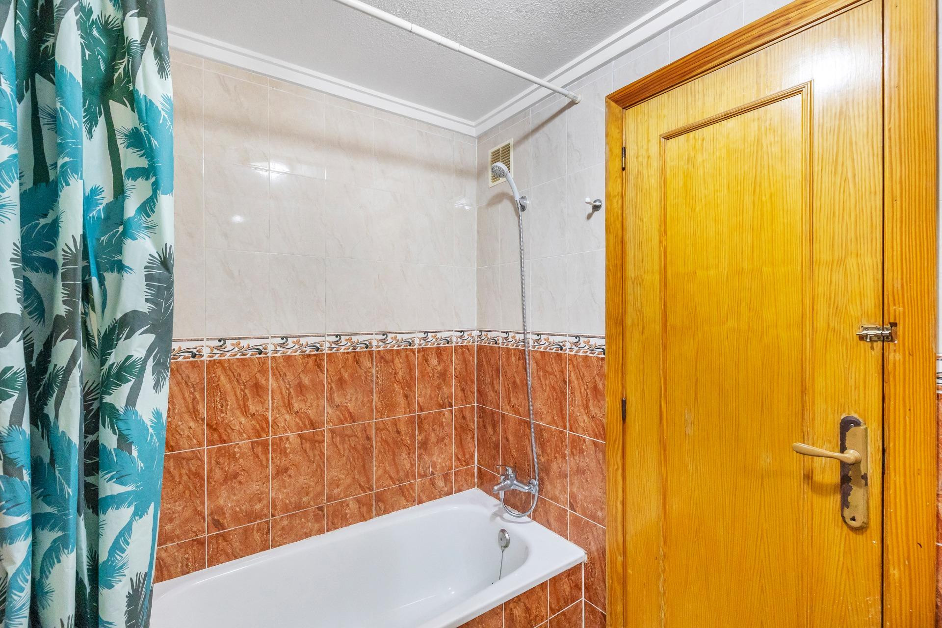 Herverkoop - Studio - Torrevieja - Centro - Muelle Pesquero