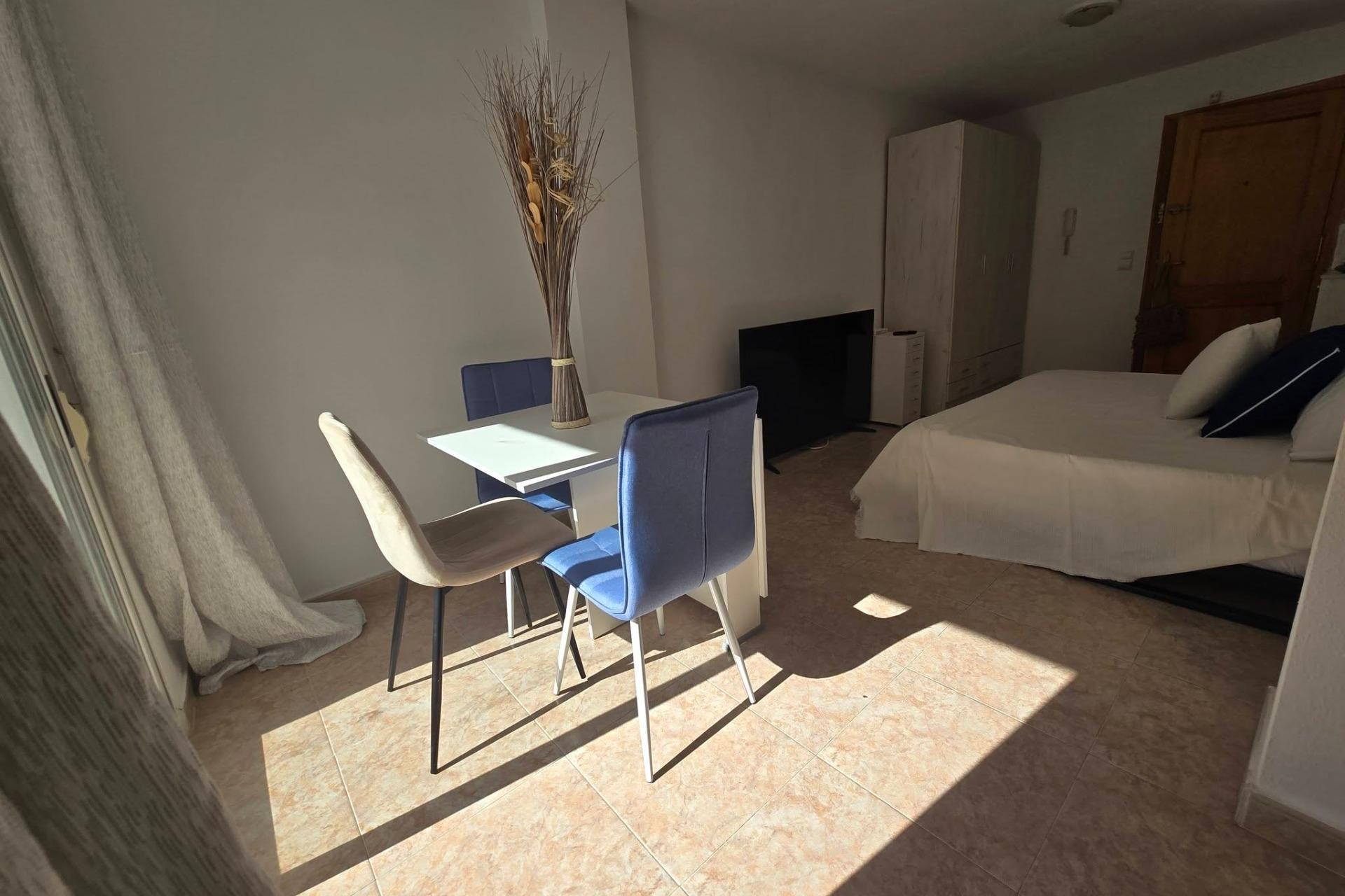 Herverkoop - Studio - Torrevieja - Centro
