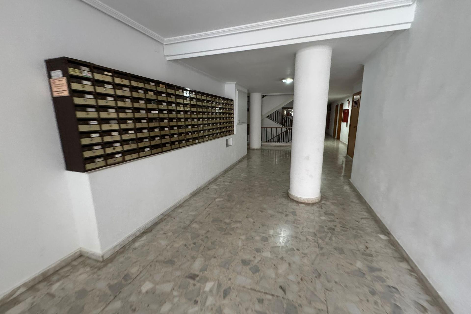 Herverkoop - Studio - Torrevieja - Estacion de autobuses