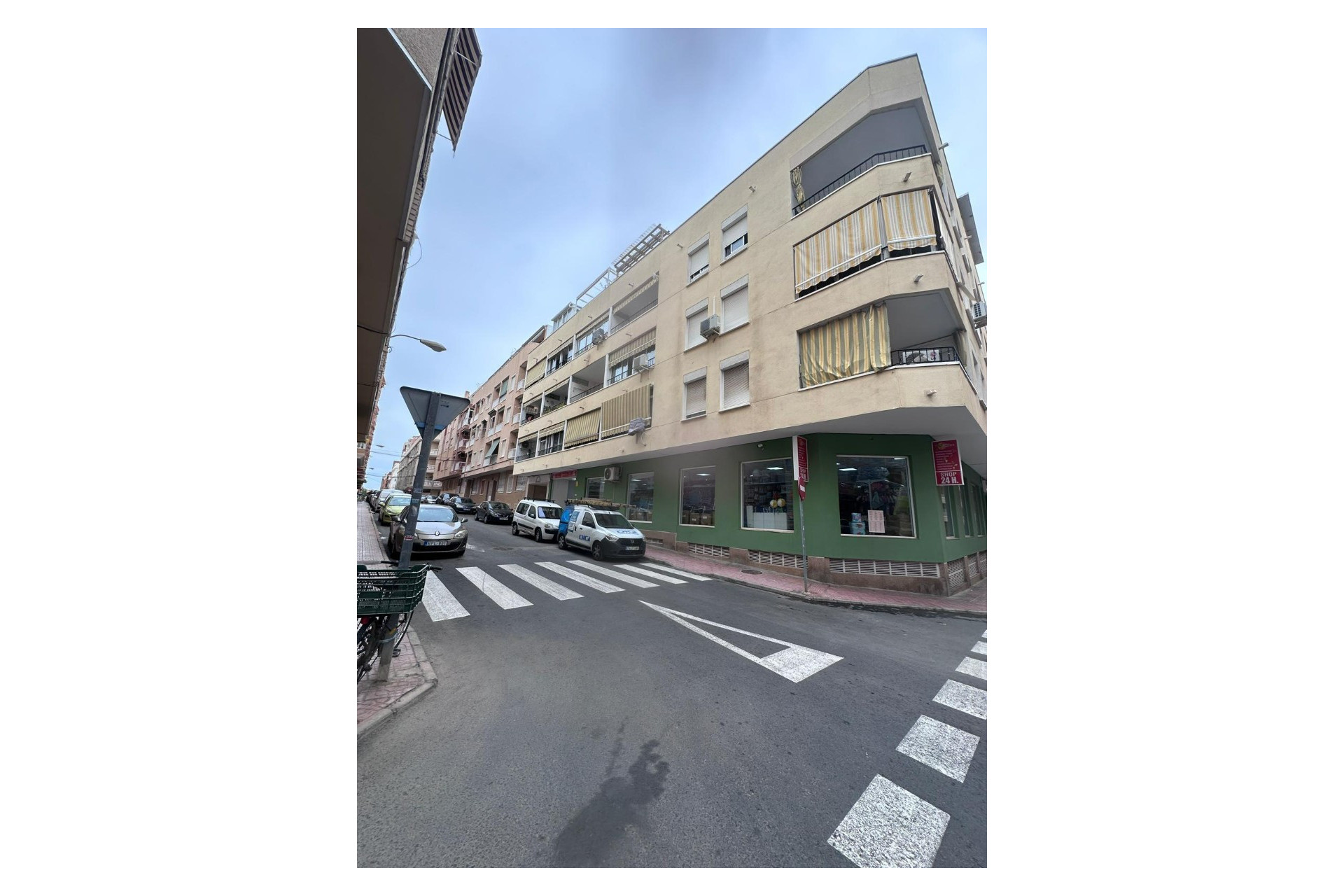 Herverkoop - Studio - Torrevieja - Playa del Cura