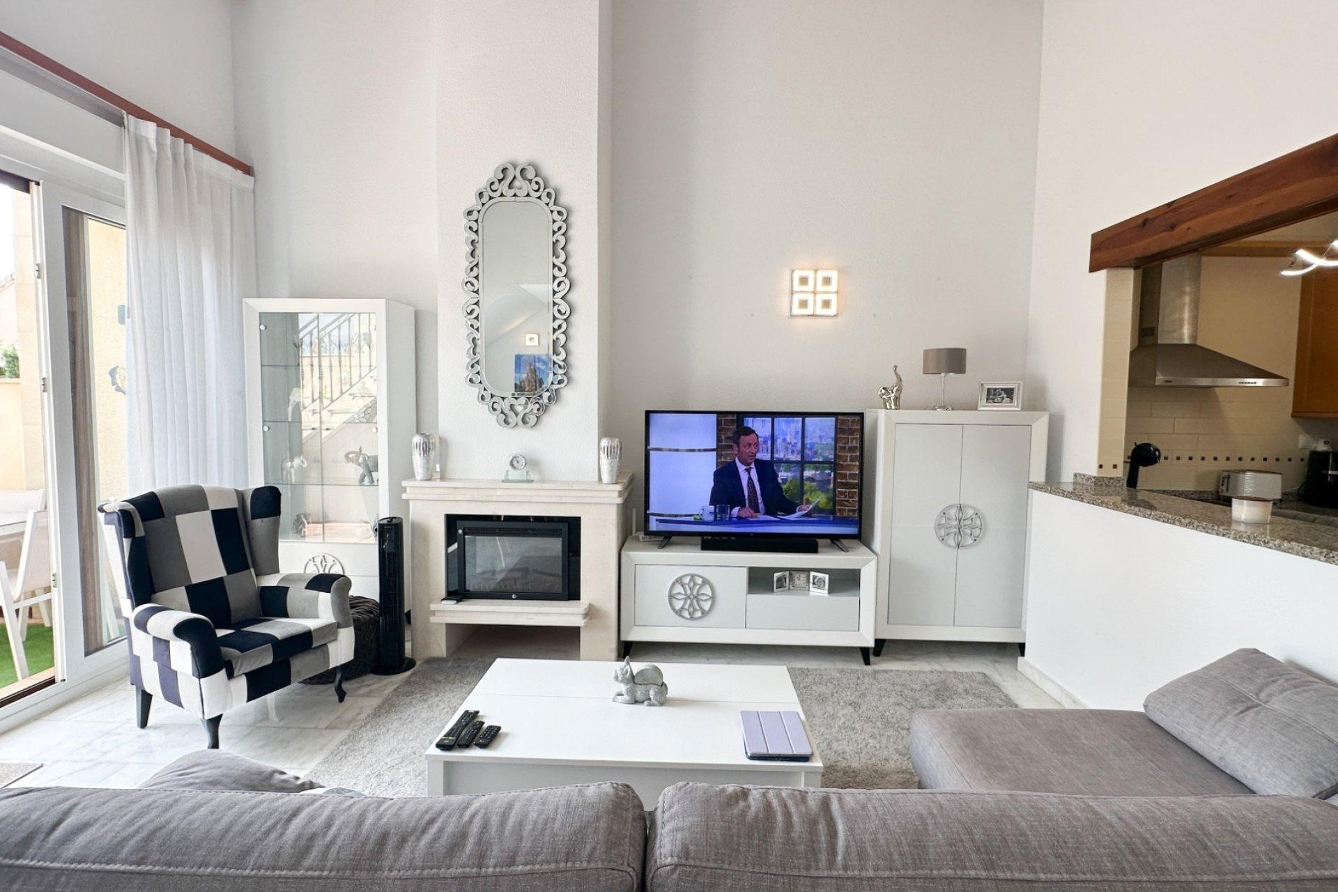 Herverkoop - Terraced house - Algorfa - Comunidad valenciana