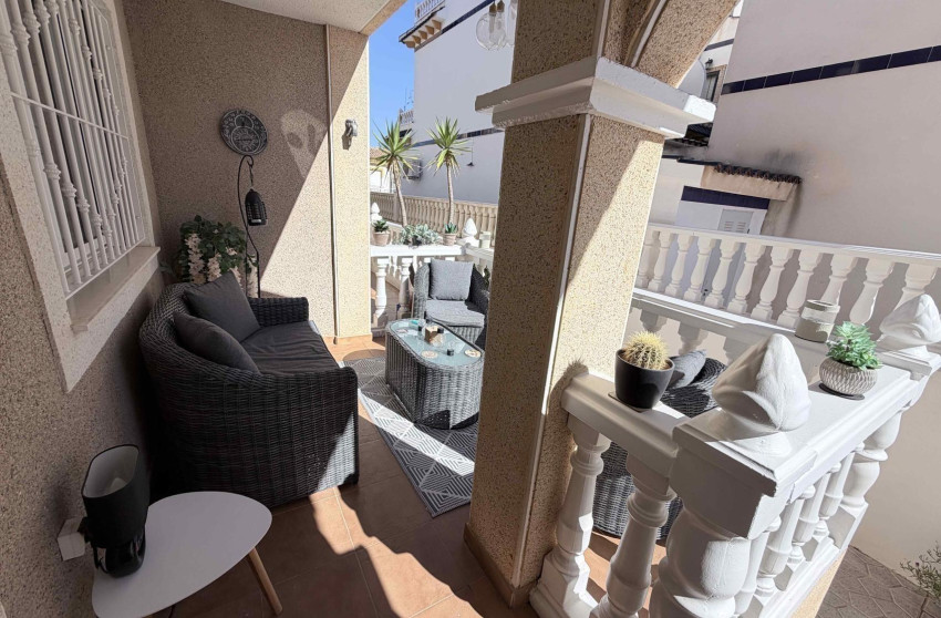 Herverkoop - Terraced house - Orihuela Costa - La Chismosa