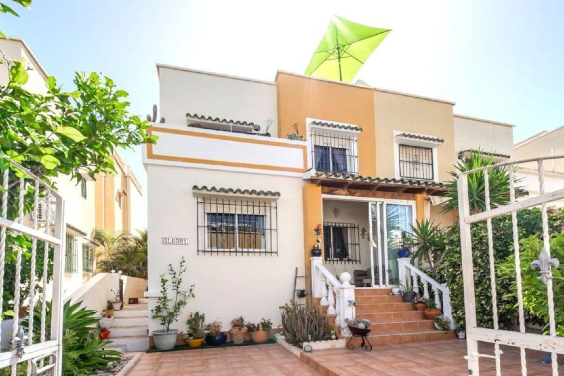 Herverkoop - Terraced house - Orihuela Costa - La Florida