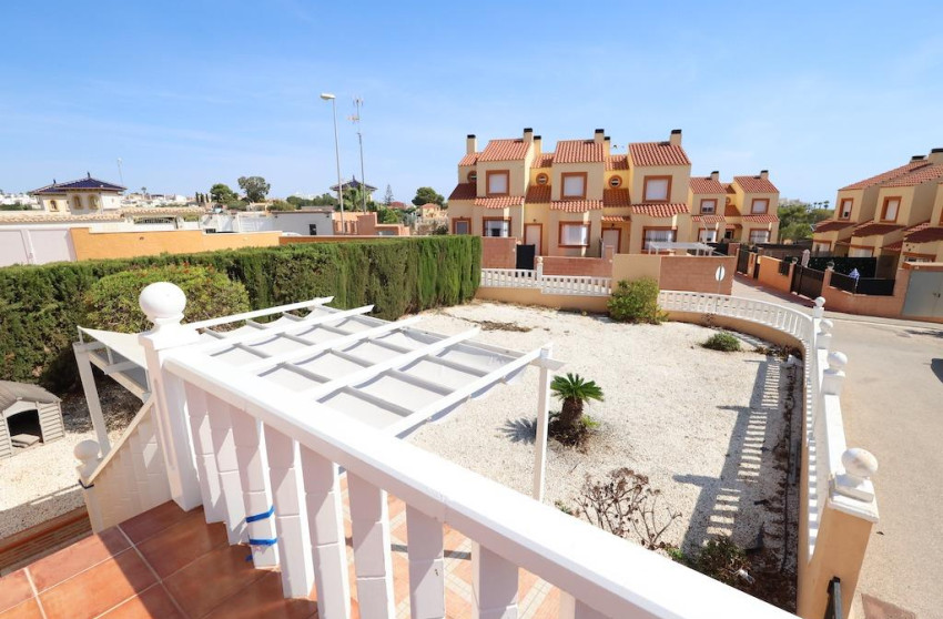 Herverkoop - Terraced house - Orihuela Costa - Montezenia