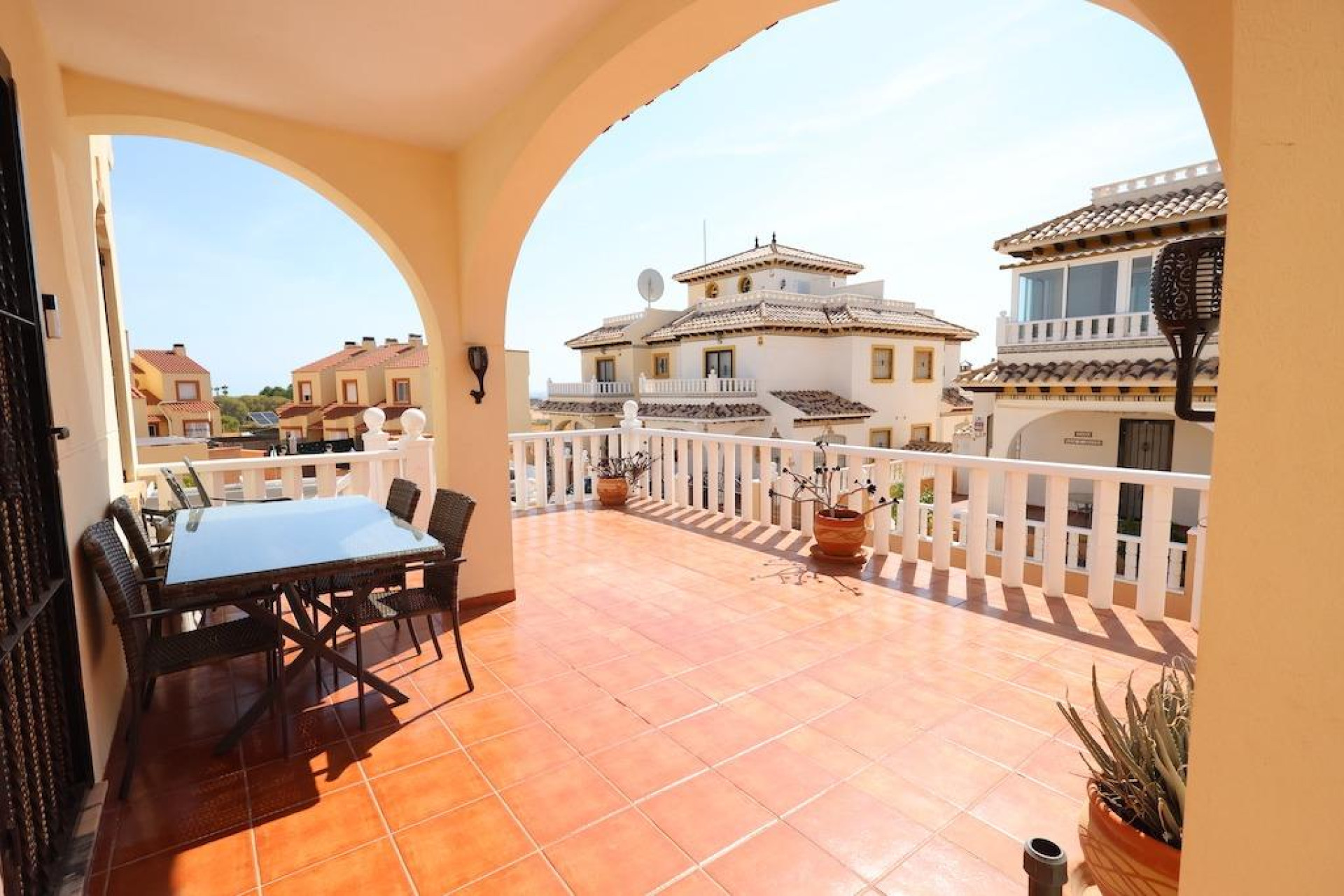 Herverkoop - Terraced house - Orihuela Costa - Montezenia