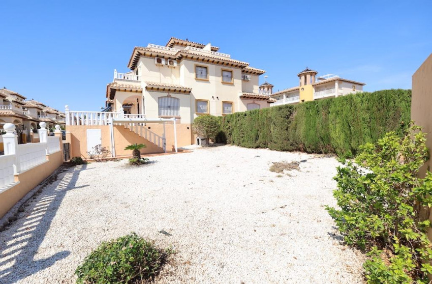 Herverkoop - Terraced house - Orihuela Costa - Montezenia