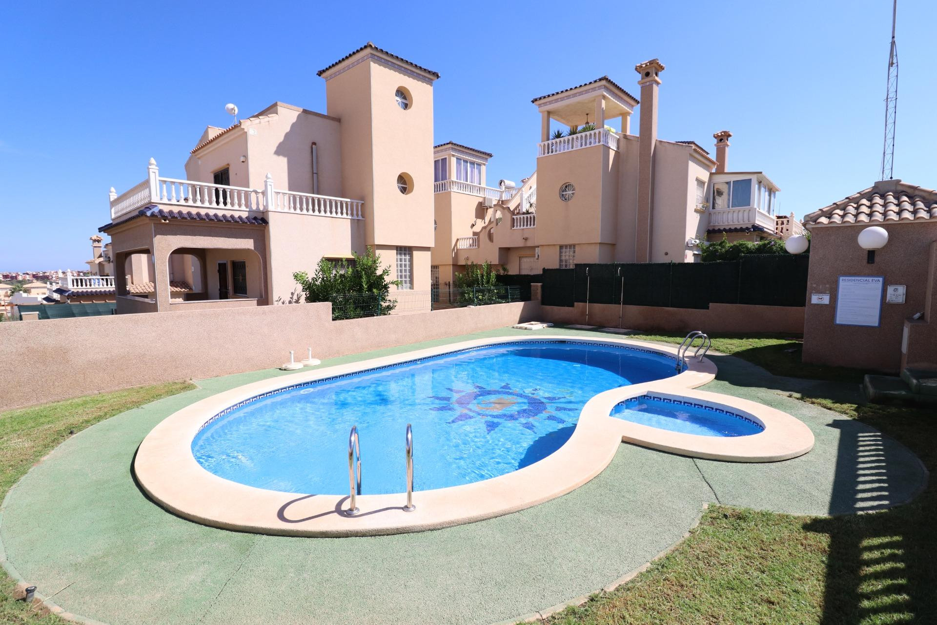 Herverkoop - Terraced house - Orihuela Costa - PAU 26